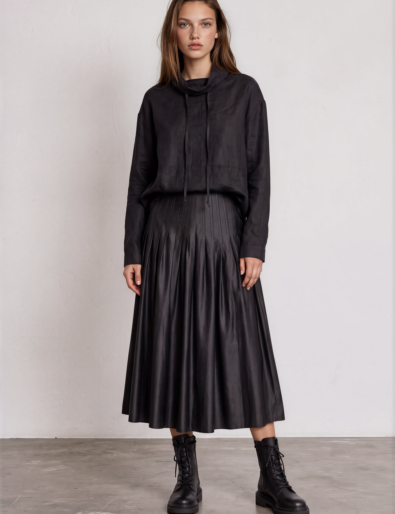 BlouseHilda_modernblousew-standcollaroutofsustainabletenceldenim_black_Harper-StudioHush.png