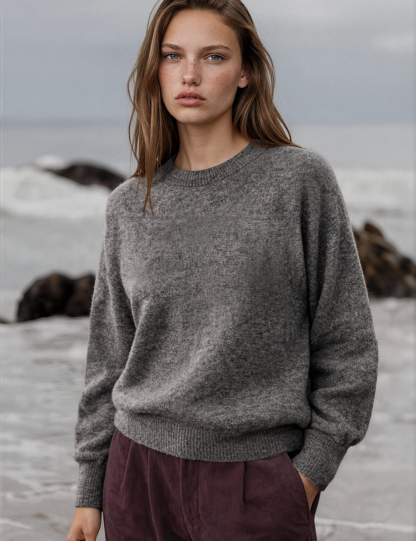 Cezembre_Agathe_AlpacajumpermadeinFrance_grey_Harper-StormTideKopie.webp