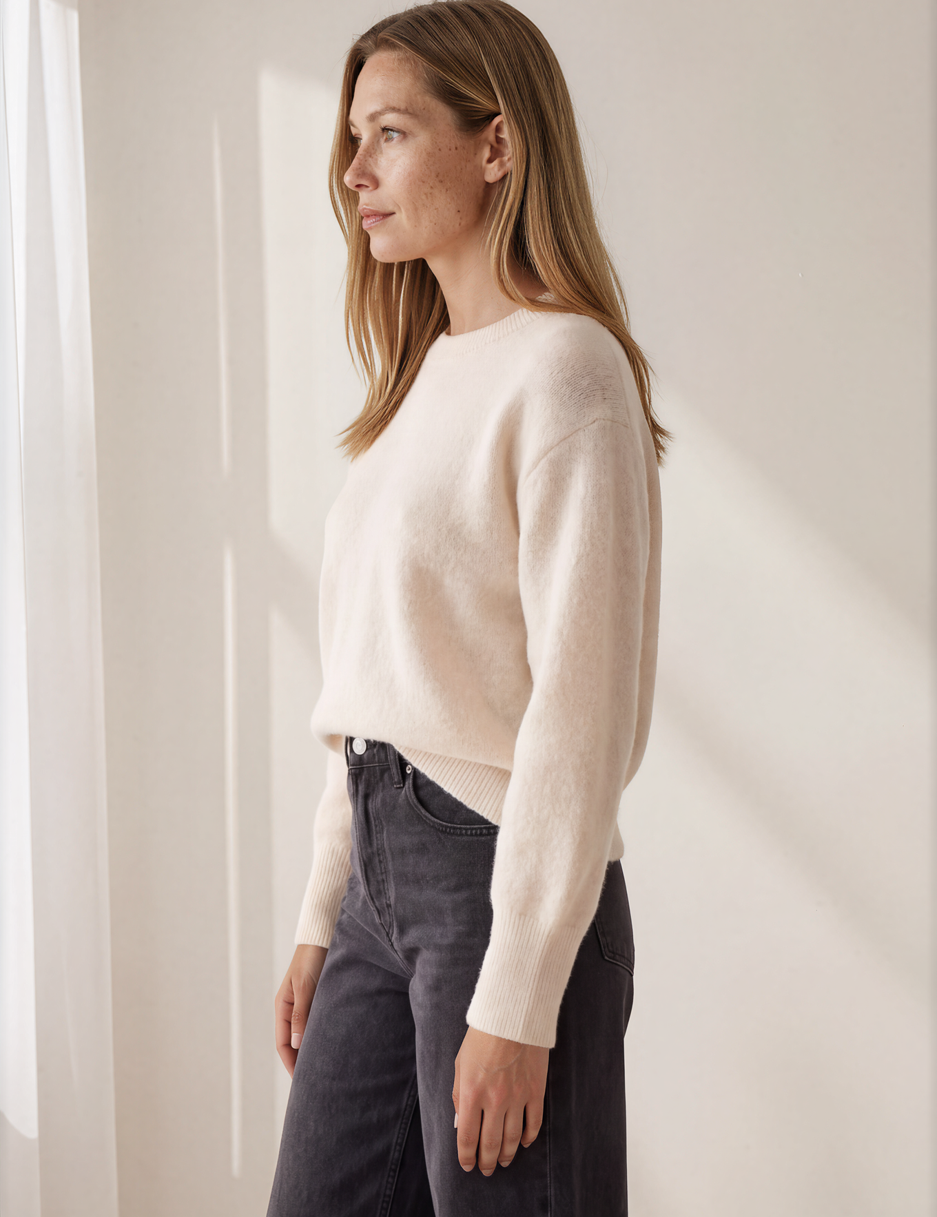 Cezembre_Agathe_AlpacajumpermadeinFrance_offwhite_Claire_2.png