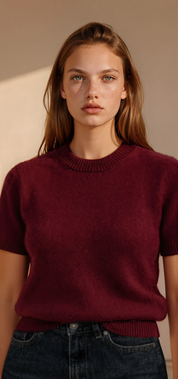COMING SOON:  Femininer Kurzarm Pullover in burgundy