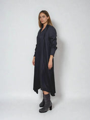 fließendes Kleid mit Schluppe - Farbe black