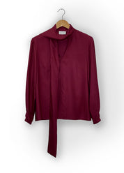 Schluppenbluse in burgundy red