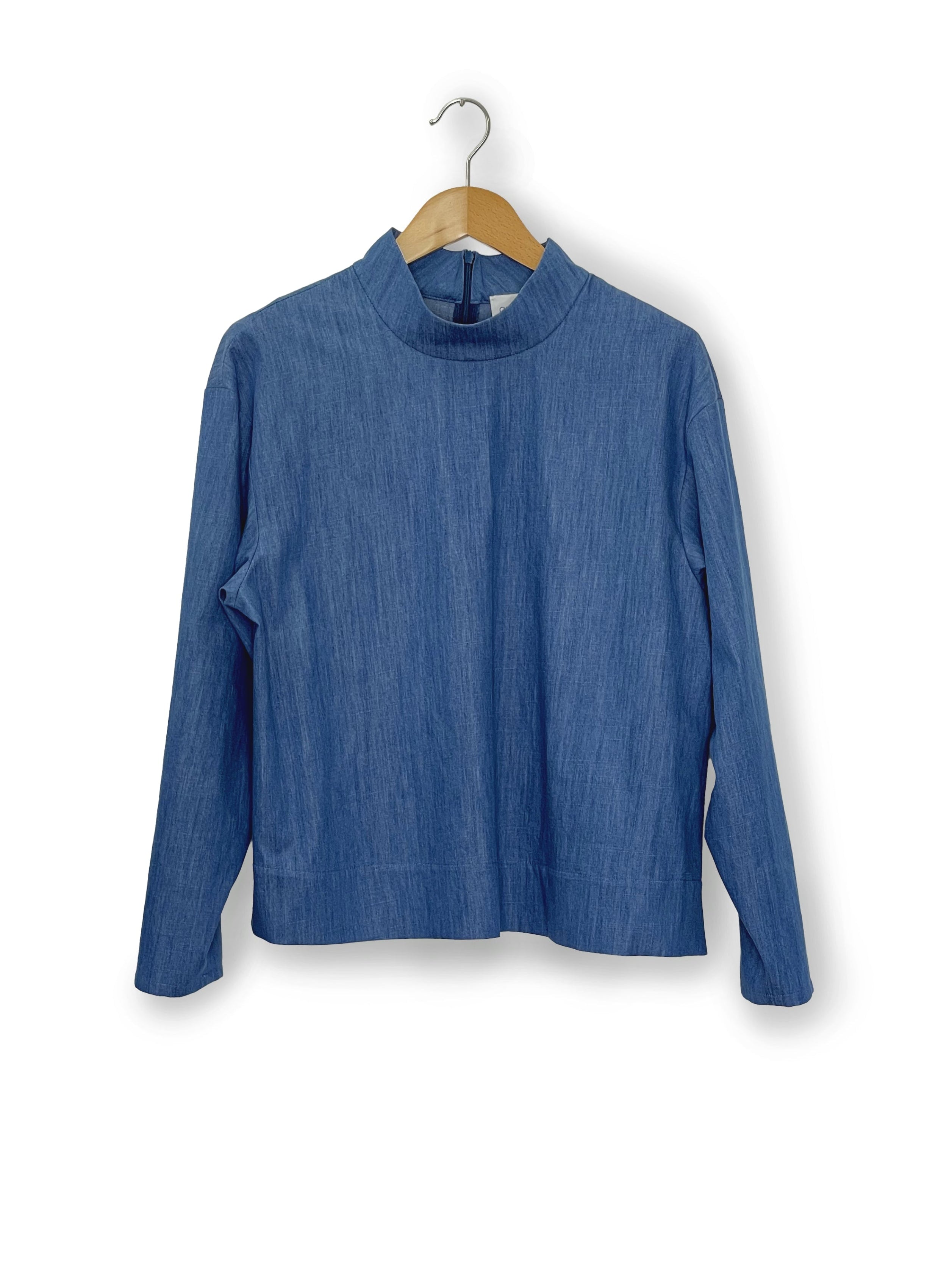 moderne Bluse mit Stehkragen