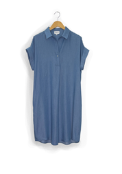 Kurzarmkleid aus Tencel™ in blue denim