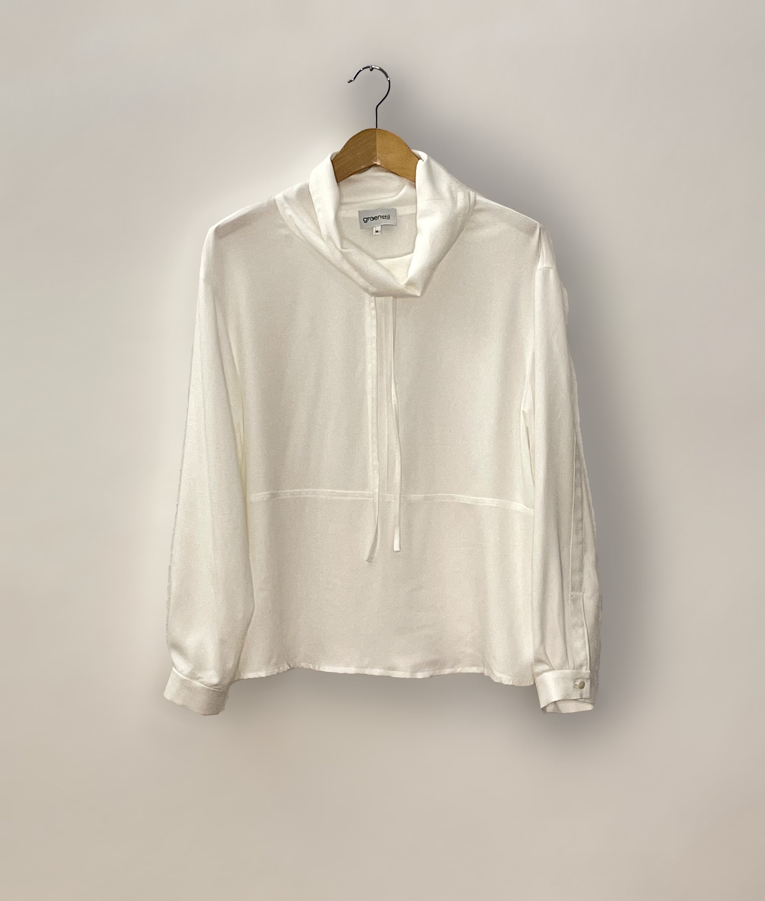 sportive Bluse mit Stehkragen - white