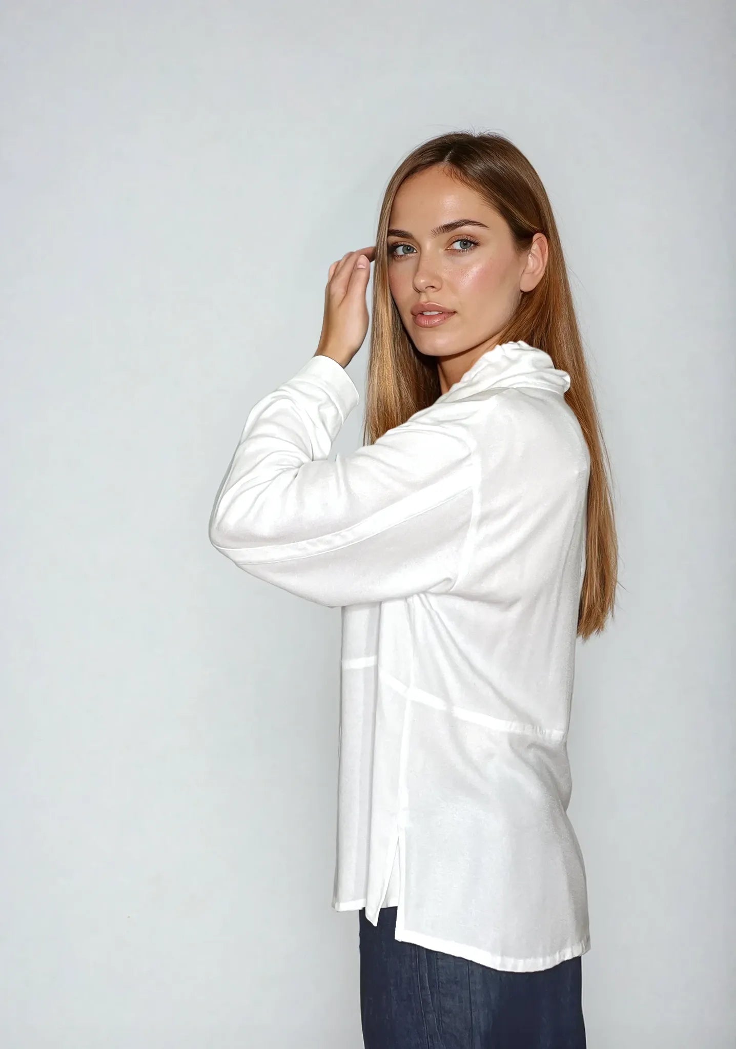 sportive Bluse mit Stehkragen - white