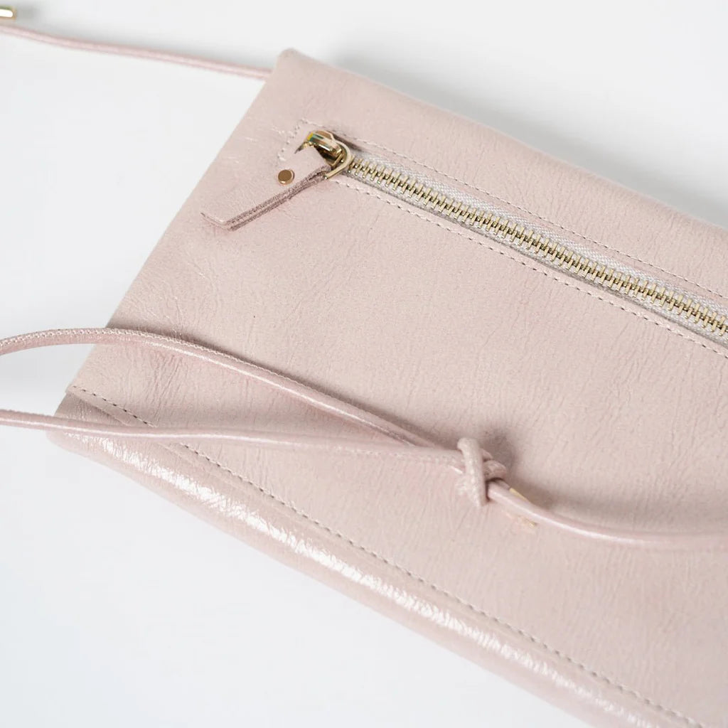 cute-clutch-patent-rosa-7881034.webp