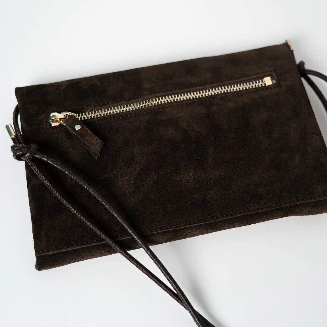 Cute Clutch - suede mocha