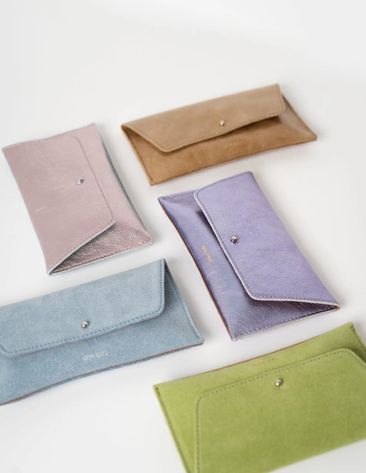 mini-envelope-diverse-9718916.webp