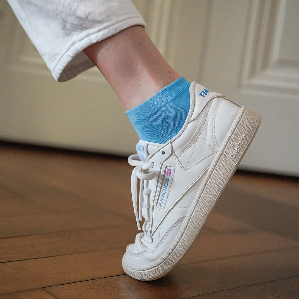 sky-blue-ankle-socks-lyocell-worn-sneakers-klue.png